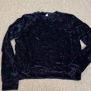 lululemon crushed Black Velvet Crewneck Top (2020 holiday)